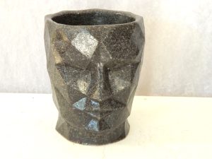 Hex Size17cmX14cm Black Mussel