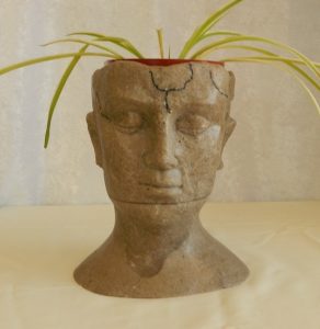Isle of Man Planter small light brown / black