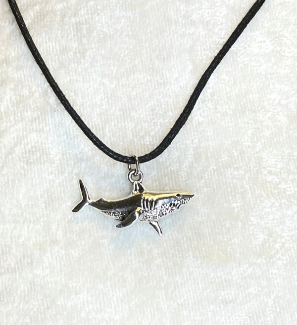 Necklace – Shark on Rope CodeJN110