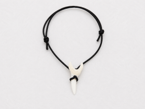 Mako Shark Tooth Bracelet Cord Size 2.25-2.5cm CodeMS069